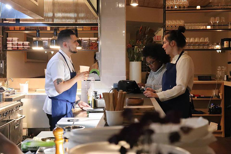 oxalis-prospect-heights-restaurant